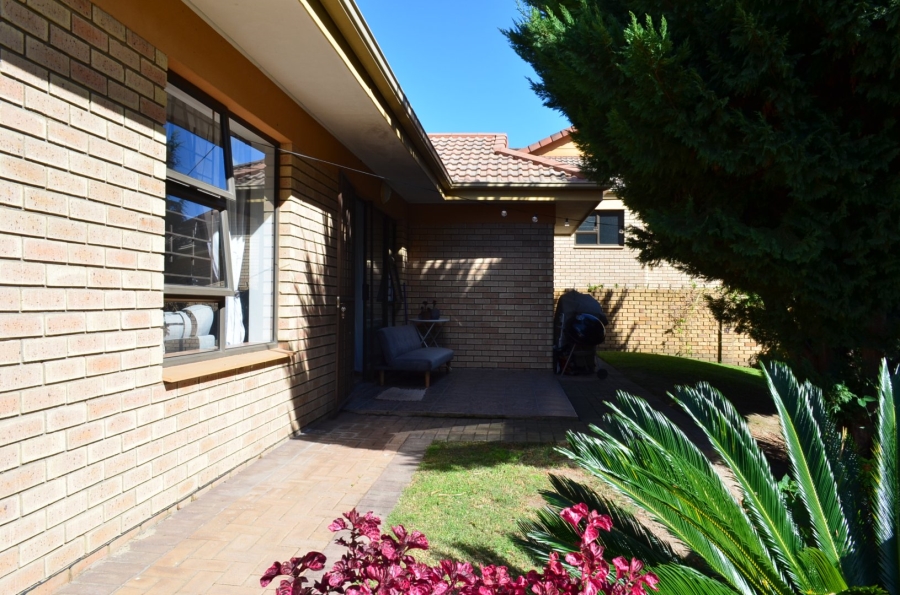 3 Bedroom Property for Sale in Heather Park Western Cape